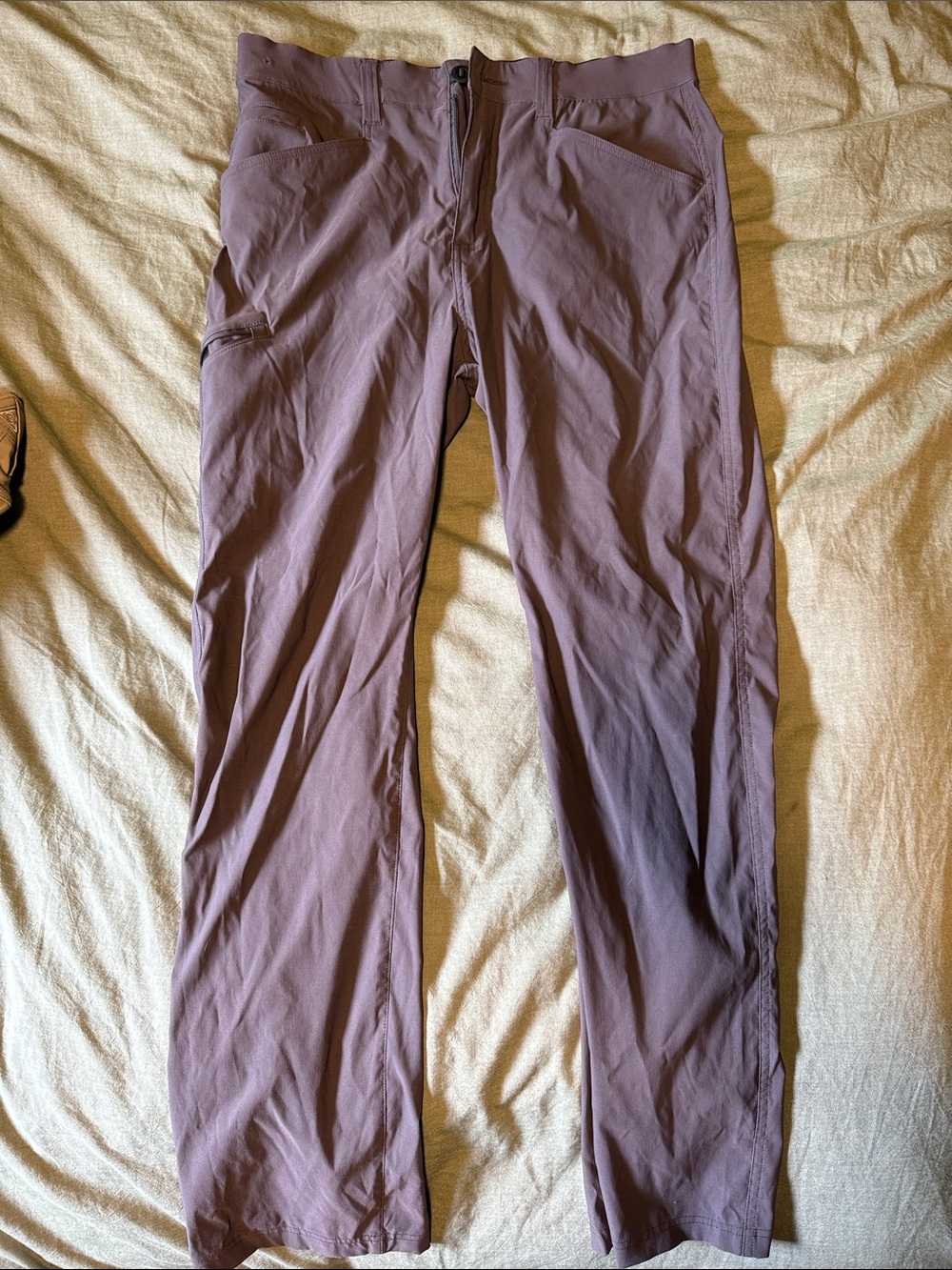 Orvis Men's Chinos in Mauve